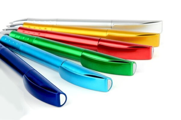 3010G VOGUE plastic gel pen with twist action and black ink- Group