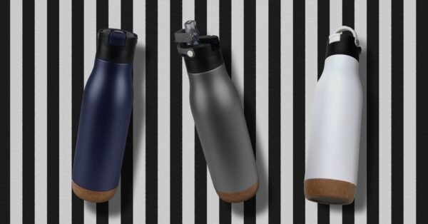 500ml stainless steel drink bottle with straw and cork base – TREKKER - lay